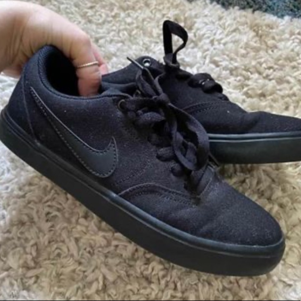Nike Canvas Shoes